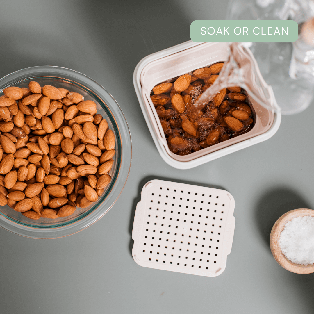 1L Strucket Teenie Strainer Container with Juicer and Grater - Strucket Bucket Container