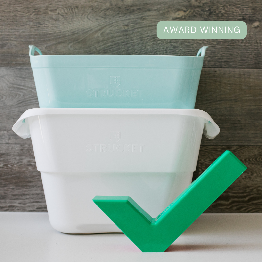 Strucket Interlocking Bucket Strainer with plug