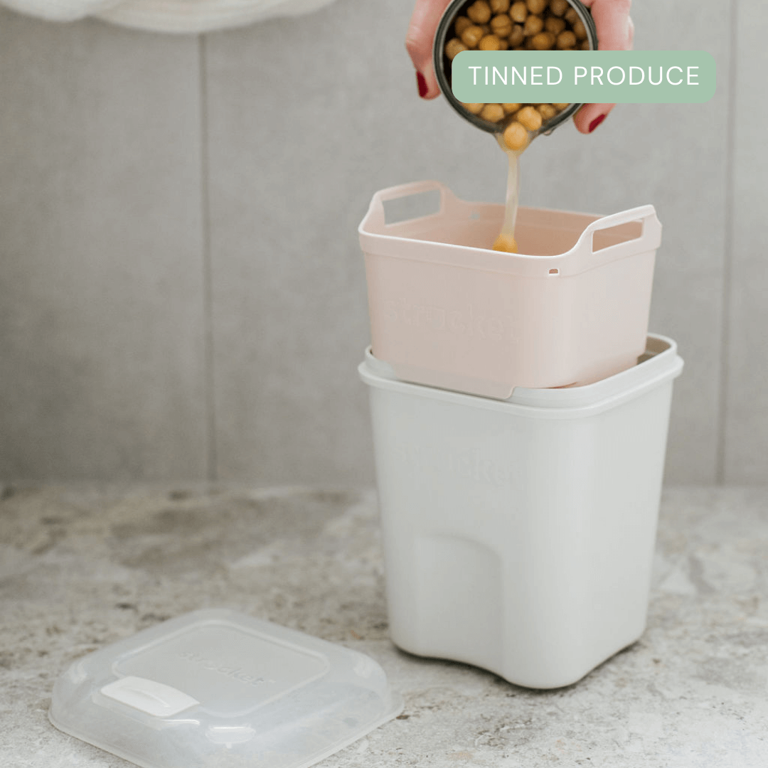 Strucket Teenie 1L Strainer Container with Grater and Juicer - Strucket Bucket Container